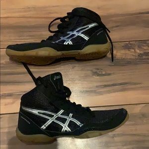 Kids wrestling shoes.